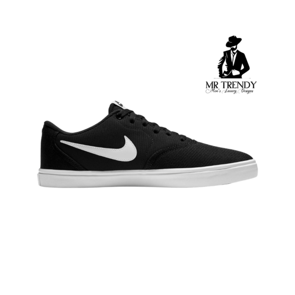 Nike SB Chron Sneaker for Men - Image 4