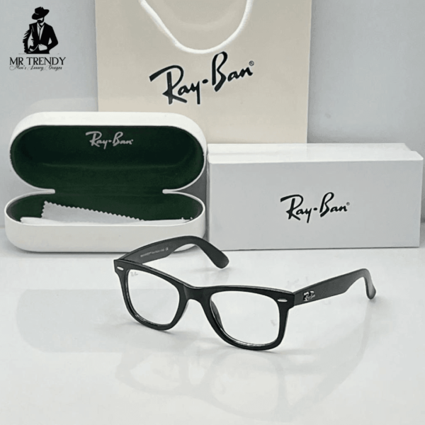 Rayban Sunglasses with UV Protection - Image 5