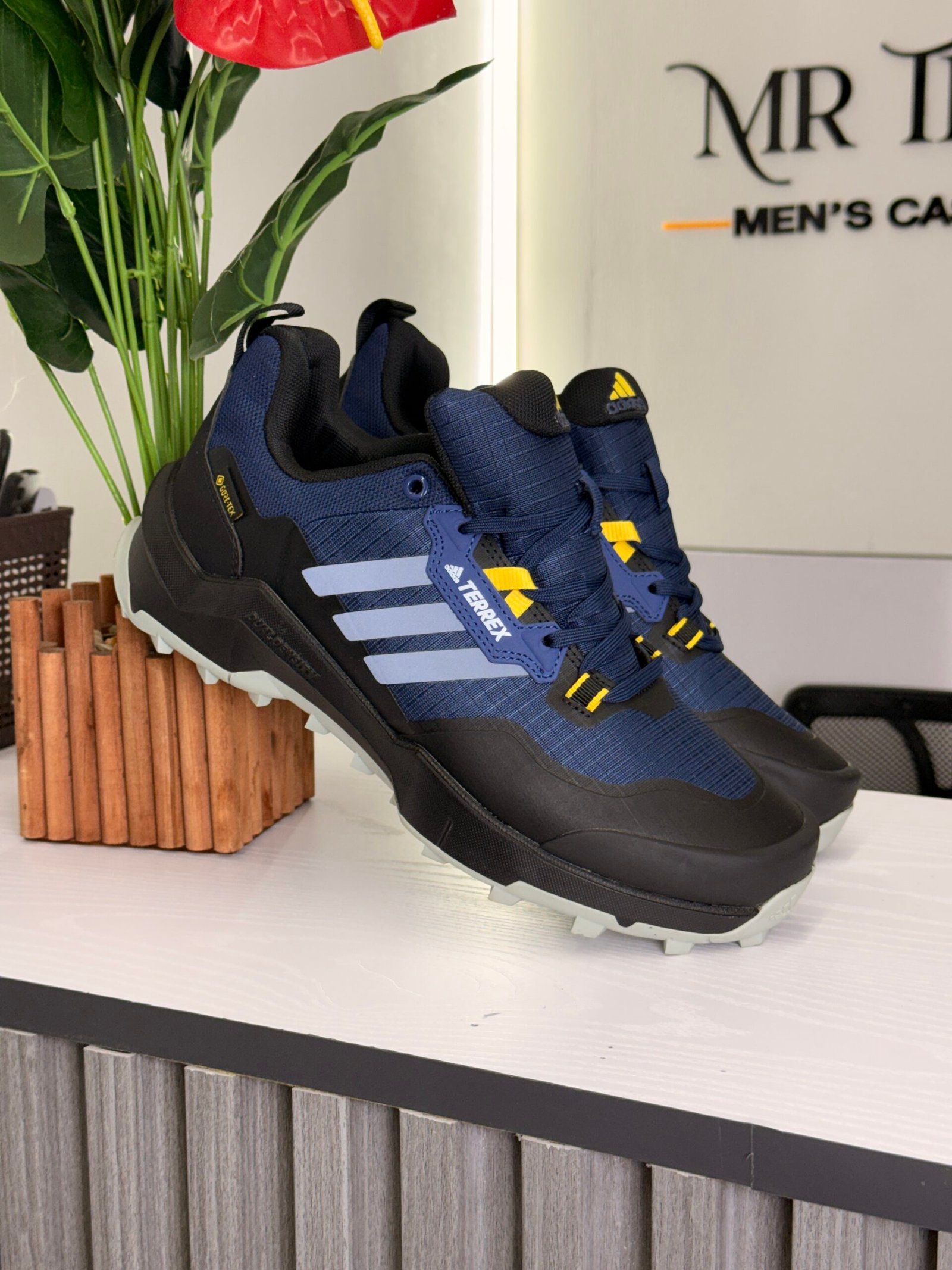 Terrex Outdoor Trail Sneakers
