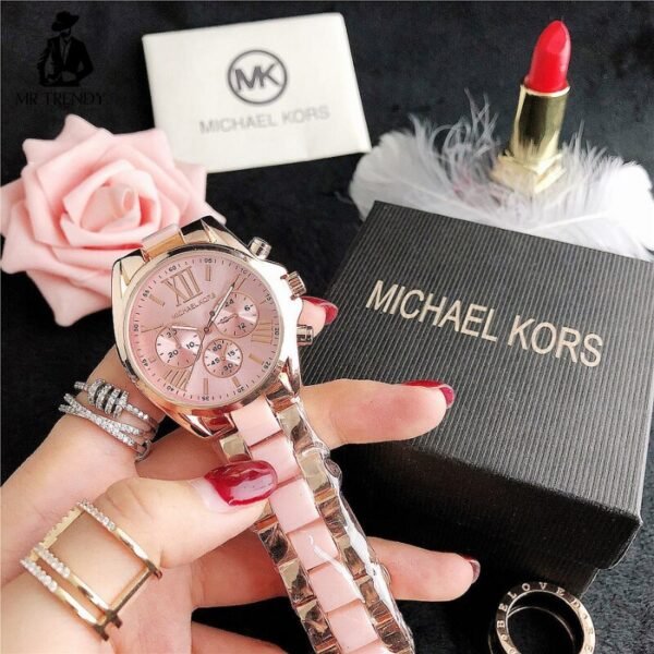 Ladies Micheal Kors Watch 🎀👑