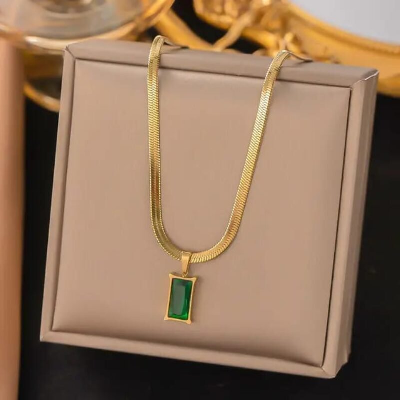 Hypoallergenic Bar Pendant Necklaces for Ladies