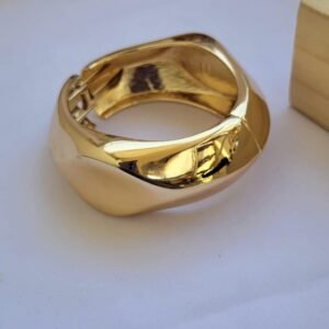 LADIES STAINLESS STEEL BRACELETS