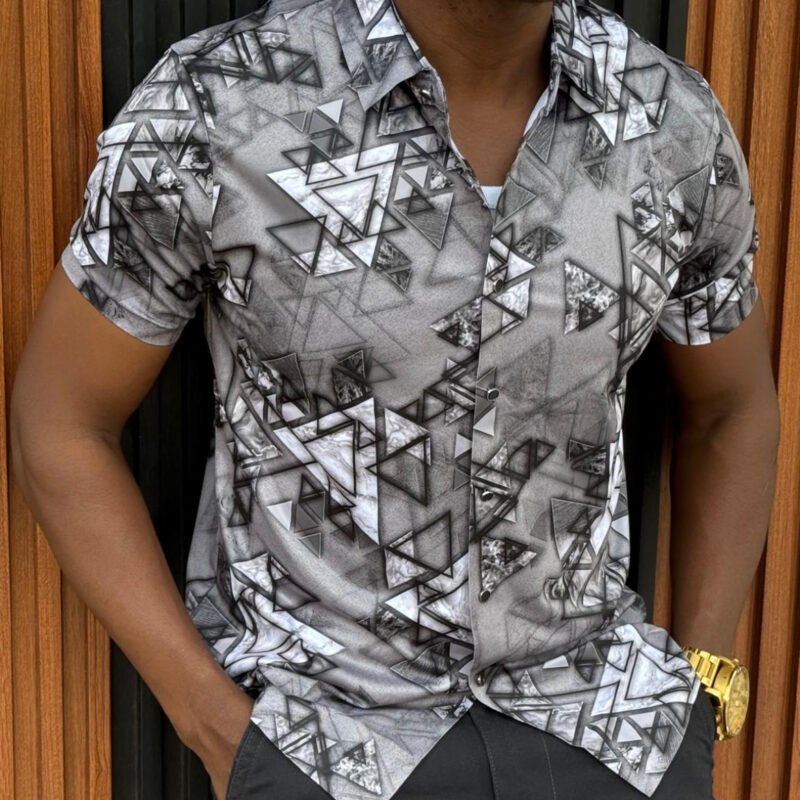 Geometric Pattern Print Shirt