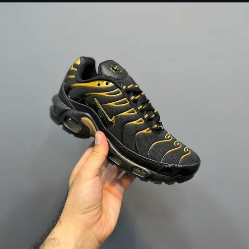 Nike Air Max Plus TN Ultra Black & Gold