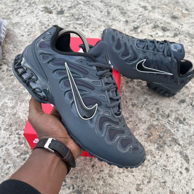 Nike Air Max Plus TN Ultra Triple Black