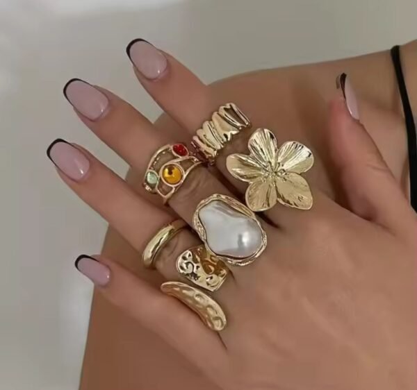 CHUNKY STATEMENT RINGS – 6-Piece Set - Image 2