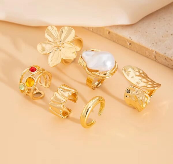 CHUNKY STATEMENT RINGS – 6-Piece Set - Image 4
