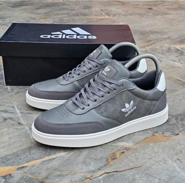 Adidas Casual Sneakers