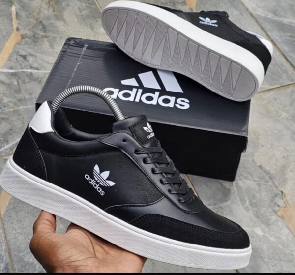 Adidas Casual Sneakers