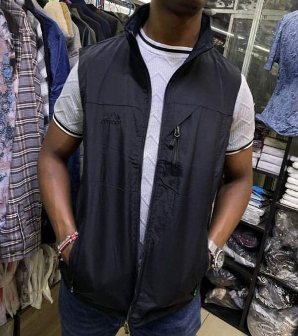 Black Outdoor Lightweight Half Jacket