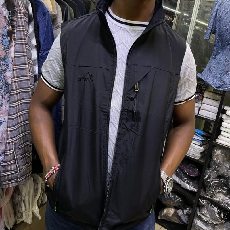 Black Outdoor Lightweight Half Jacket for Men