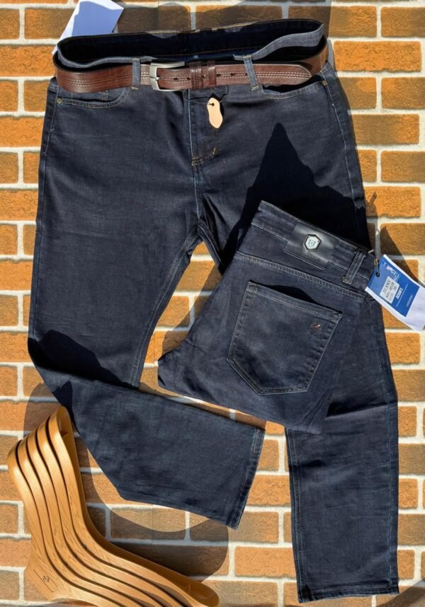 Amarden Straight Fit Blue Jeans