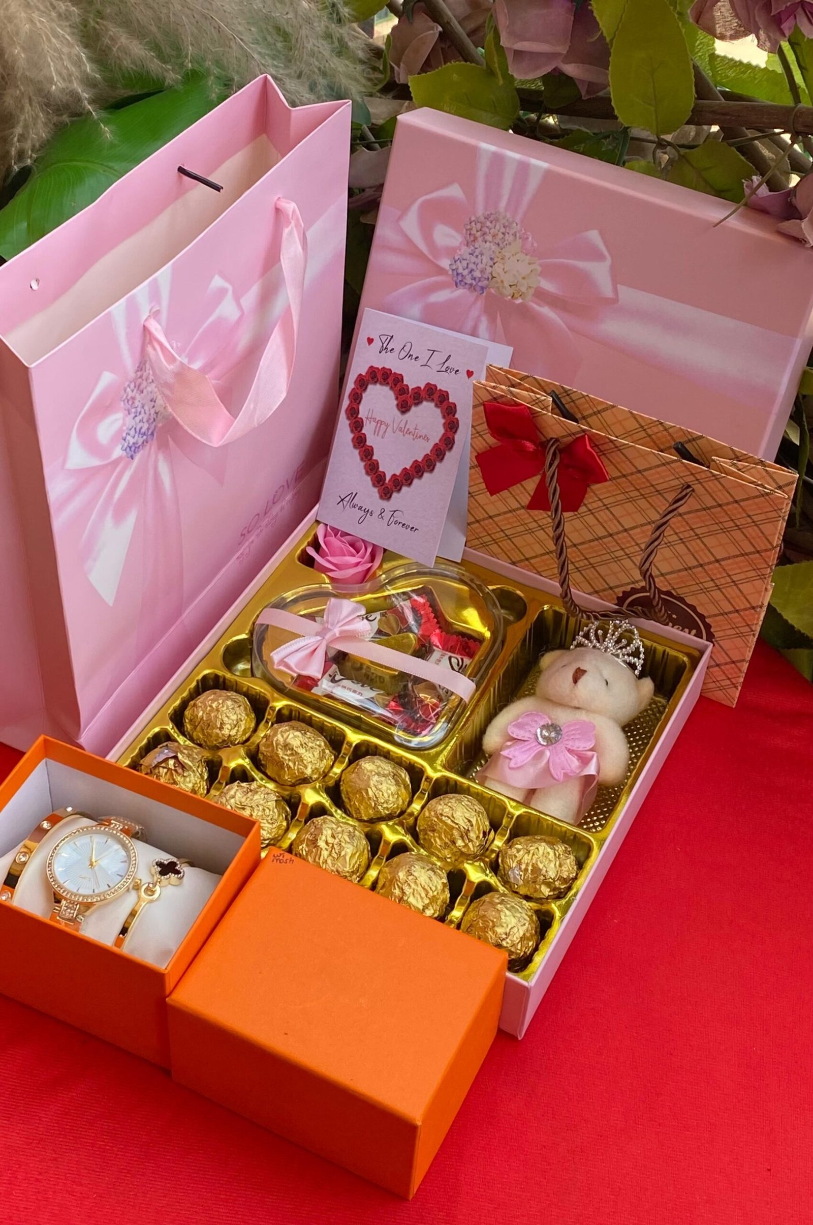 Chocolate pack Valentine Ladies Gift Set
