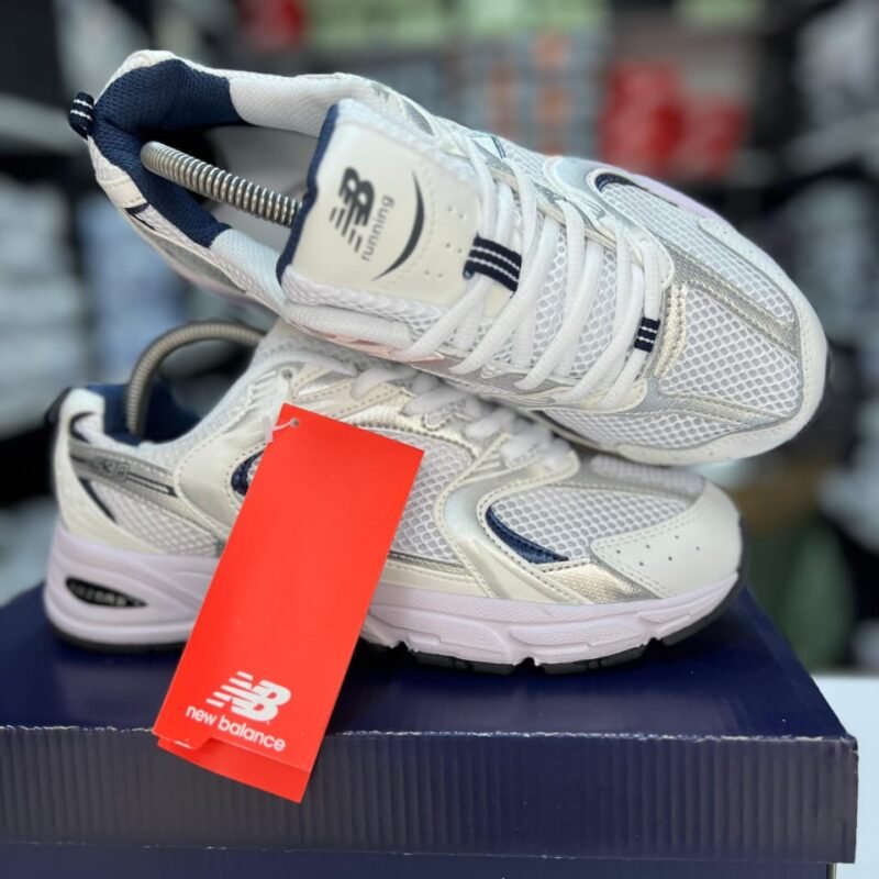 New Balance 530