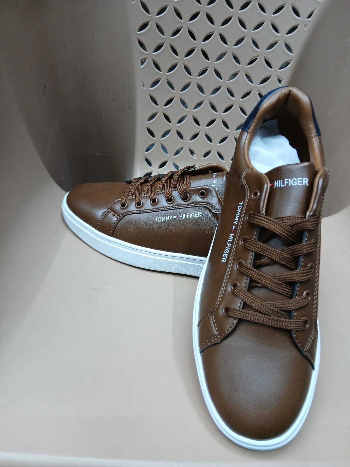 Tommy Classic Casual Sneakers